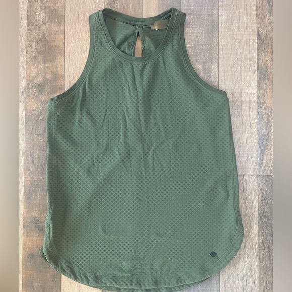 CALIA tank top - Picture 1 of 5